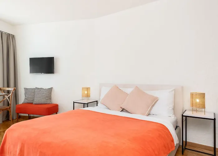 Double Modern-2 By Interhome Apartament *